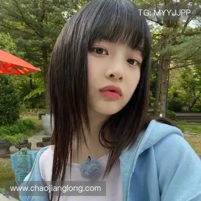 蒙炯芊